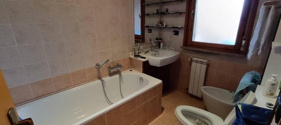 Квартира с 4 комнатами в Фрозиноне, Италия № 73906 23