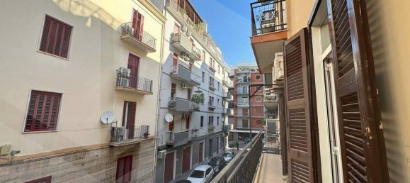 4-Zimmer Wohnung in Bari, Italy, Nr. 40986 6