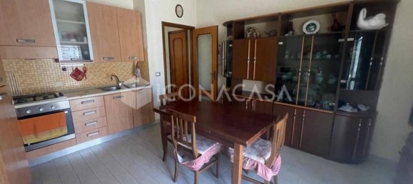 Apartamento de 6 dormitorios en Apricena, Italy No. 329857 2