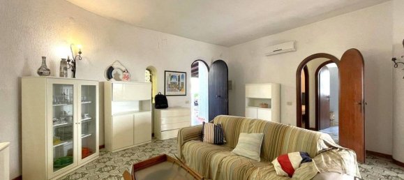3 Schlafzimmer Villa in Terracina, Italy, Nr. 53515 37