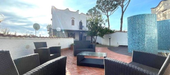 3 Schlafzimmer Villa in Terracina, Italy, Nr. 53515 46