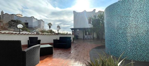 3 Schlafzimmer Villa in Terracina, Italy, Nr. 53515 47