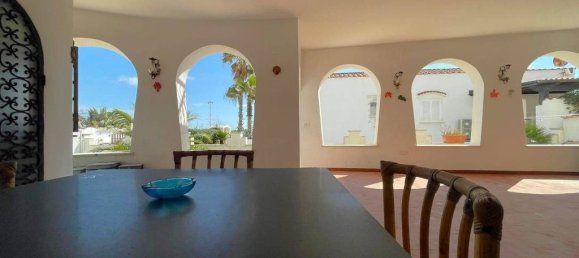 3 Schlafzimmer Villa in Terracina, Italy, Nr. 53515 6