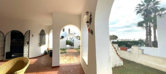 3 Schlafzimmer Villa in Terracina, Italy, Nr. 53515 32