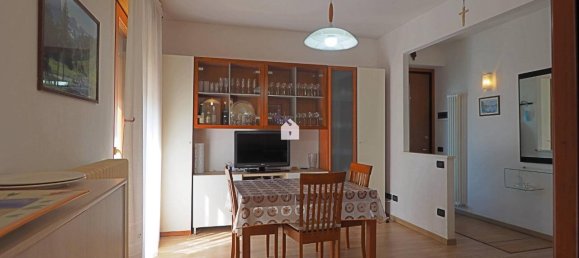4 rooms Apartment in Corridonia, Italy No. 114879 7