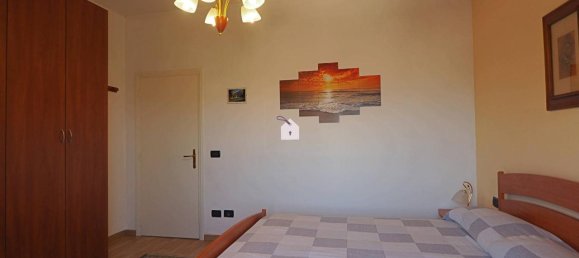 4 rooms Apartment in Corridonia, Italy No. 114879 10