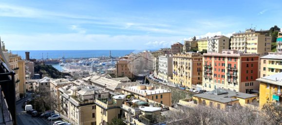 3 bedrooms Apartment in Genoa, Italy No. 36253 6