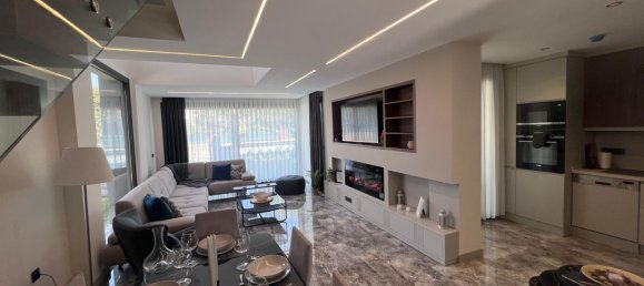 4 bedrooms Property in Kusadasi, Turkey No. 22467 11