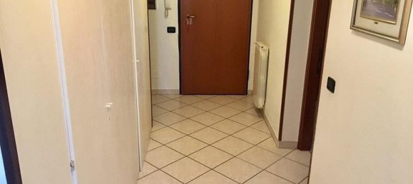 3 rooms Apartment in Borgo San Lorenzo, Italy No. 74132 2