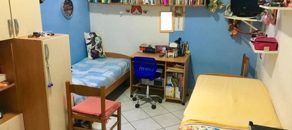 3 rooms Apartment in Borgo San Lorenzo, Italy No. 74132 4