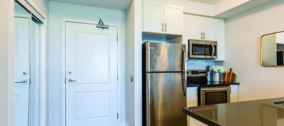 Studio in the Condo in Hamilton, Canada No. 445 11