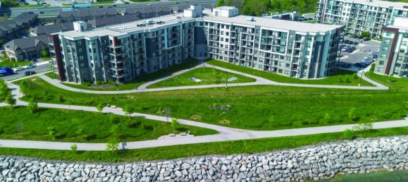 Studio in the Condo in Hamilton, Canada No. 445 4