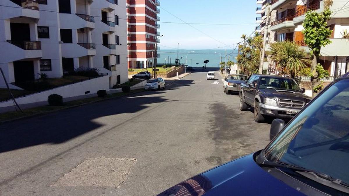 2 bedrooms Apartment in Mar del Plata, Argentina No. 81286
