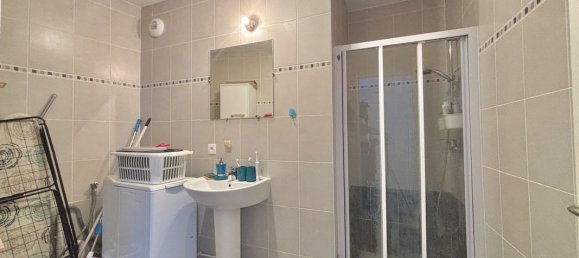 1 bedroom Apartment in Caen, France No. 353703 8