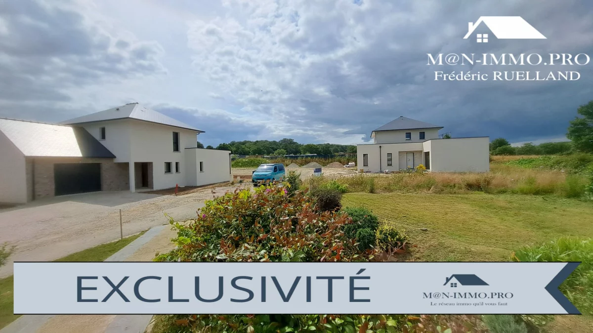  قطعة أرض في Guichen, France 644متر مربع رقم 91897