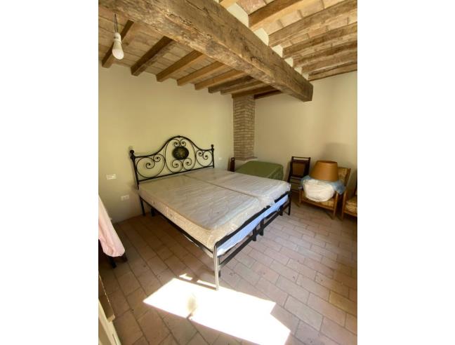 Дом с 5 комнатами в Траверсетоло, Италия № 253547