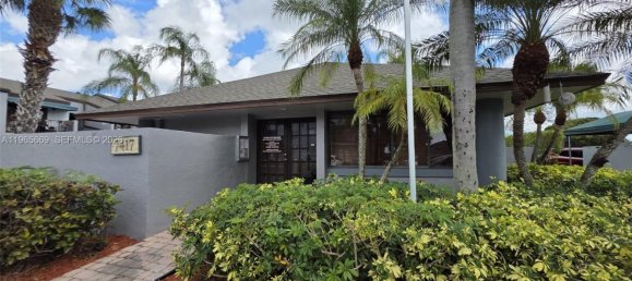 3 dormitorios propiedad comercial en venta en Miami, Miami-Dade, Florida, USA № 615603 25