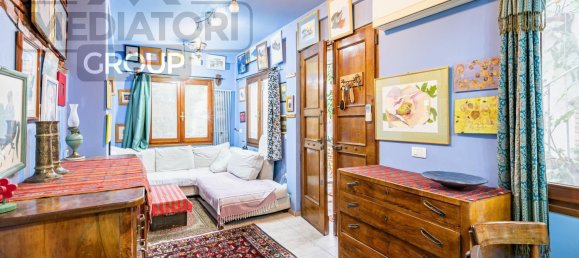 6 rooms Duplex in Florence, Italy No. 214662 4