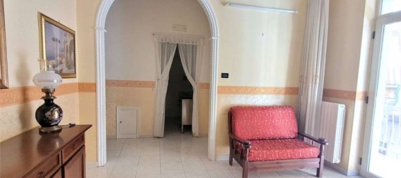 4 rooms House in Cerignola, Italy No. 152428 2