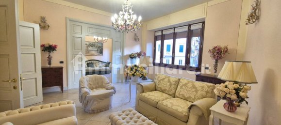 Apartamento T4 em Florence, Italy N.º 375160 11