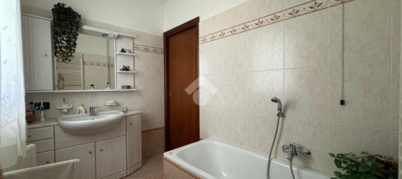 Villa de 4 habitaciónes en Colle Umberto, Italy No. 273717 29