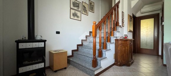 Villa de 4 habitaciónes en Colle Umberto, Italy No. 273717 21