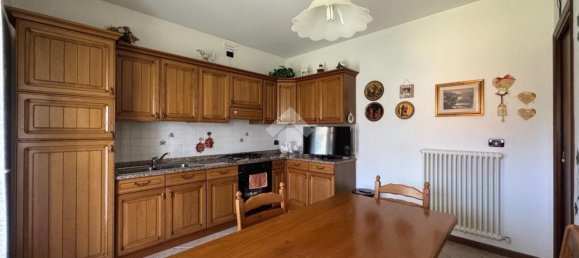 Villa de 4 habitaciónes en Colle Umberto, Italy No. 273717 24