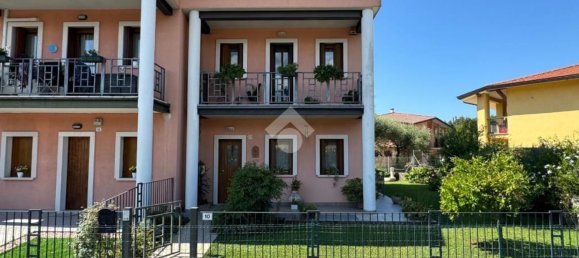 Villa de 4 habitaciónes en Colle Umberto, Italy No. 273717 2