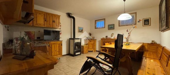 Villa de 4 habitaciónes en Colle Umberto, Italy No. 273717 13