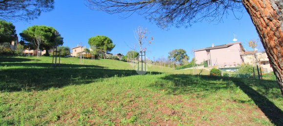 2000m² Land in Osimo, Italy No. 174014 10