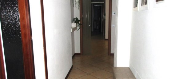 4 Schlafzimmer Wohnung in Sant'Omobono Terme, Italy, Nr. 90542 9