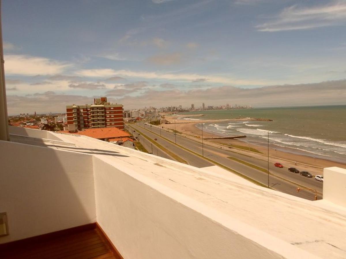 2 bedrooms Apartment in Mar del Plata, Argentina No. 94770