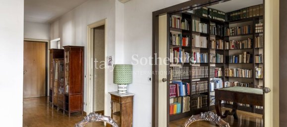 5 bedrooms Apartment in Rome, Italy No. 321559 5