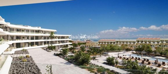 2 bedrooms Penthouse in Adeje, Spain No. 24775 3