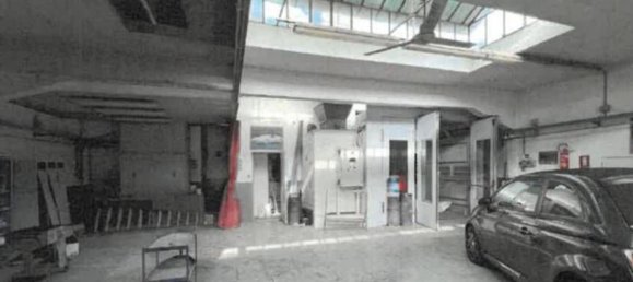 300m² Commercial property in Turin, Italy No. 306773 3