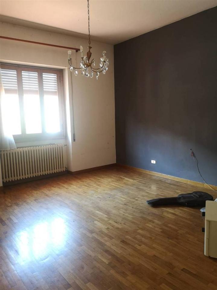 Apartamento de 4 divisões em San Giovanni Valdarno, Italy N.º 32815