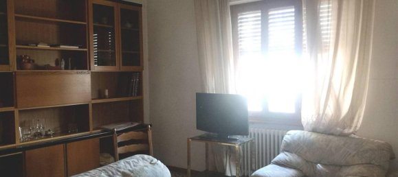 Apartamento de 4 divisões em San Giovanni Valdarno, Italy N.º 32815 6