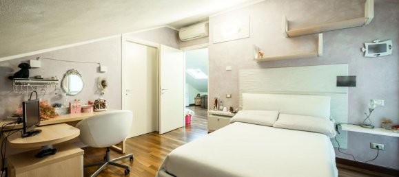 4 Schlafzimmer Doppelhaus in Fidenza, Italy, Nr. 322307 14