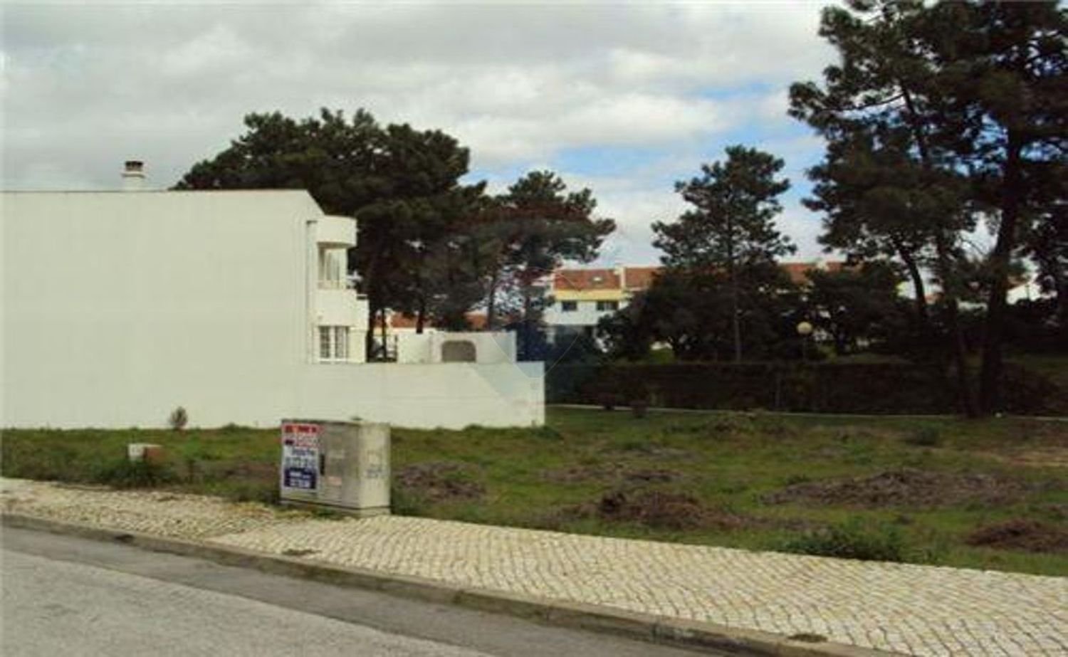 Terrain à Seixal, Portugal 273m² No. 49203