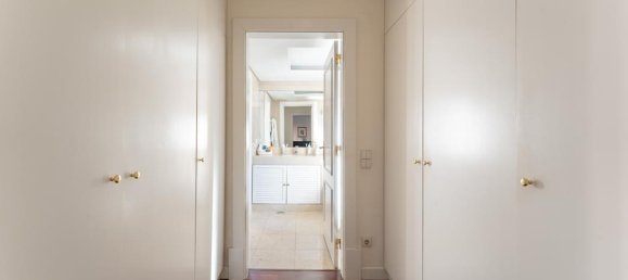 3 bedrooms House in Cascais, Portugal No. 110650 15