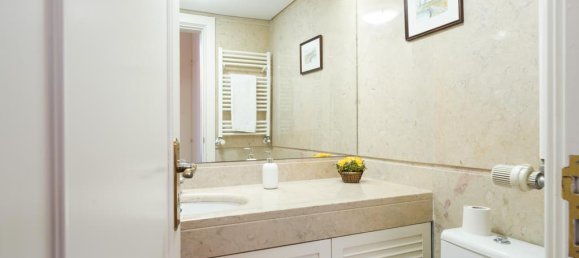 3 bedrooms House in Cascais, Portugal No. 110650 12