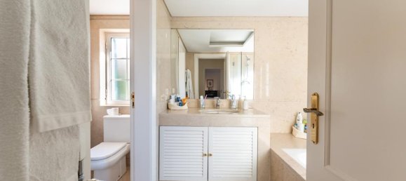 3 bedrooms House in Cascais, Portugal No. 110650 16