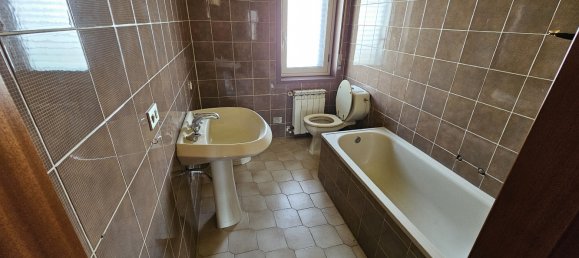 2 bedrooms Apartment in Enna, Italy No. 136116 6