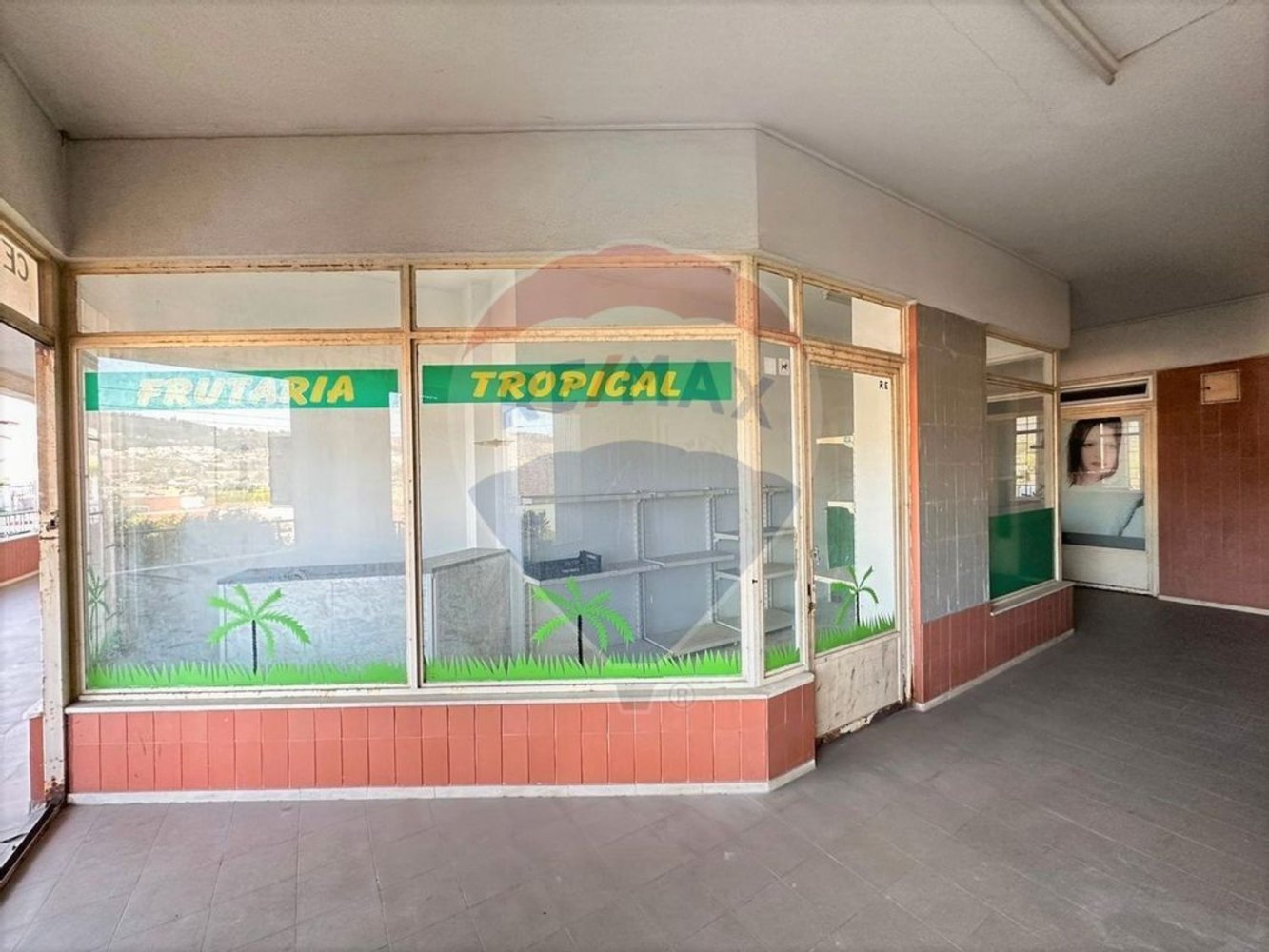 16m² Commercial property in Joane, Portugal No. 25909