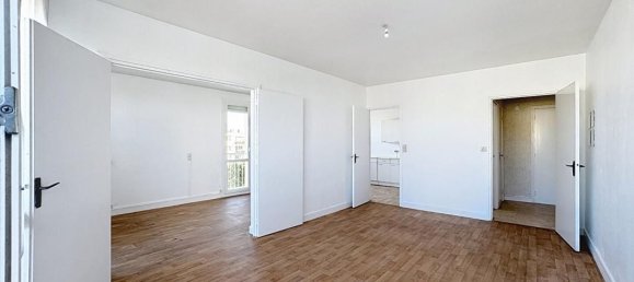 2 chambres Appartement à Bihorel, France No. 358126 2