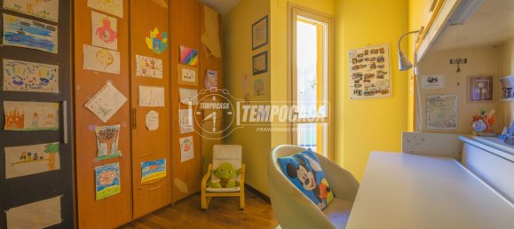 3 Schlafzimmer Wohnung in Senigallia, Italy, Nr. 275017 8