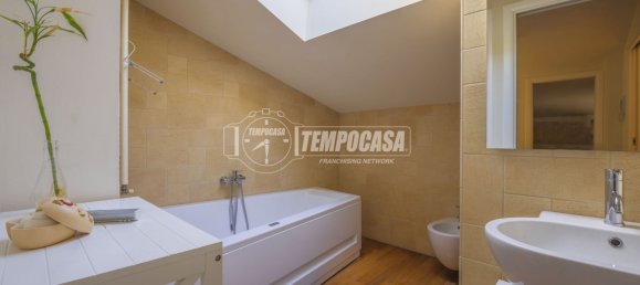 3 Schlafzimmer Wohnung in Senigallia, Italy, Nr. 275017 5