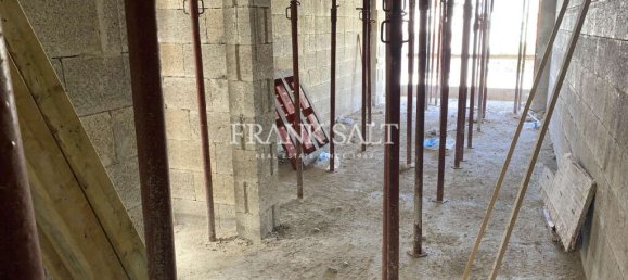 3 bedrooms Penthouse in Rabat, Malta No. 2245 7