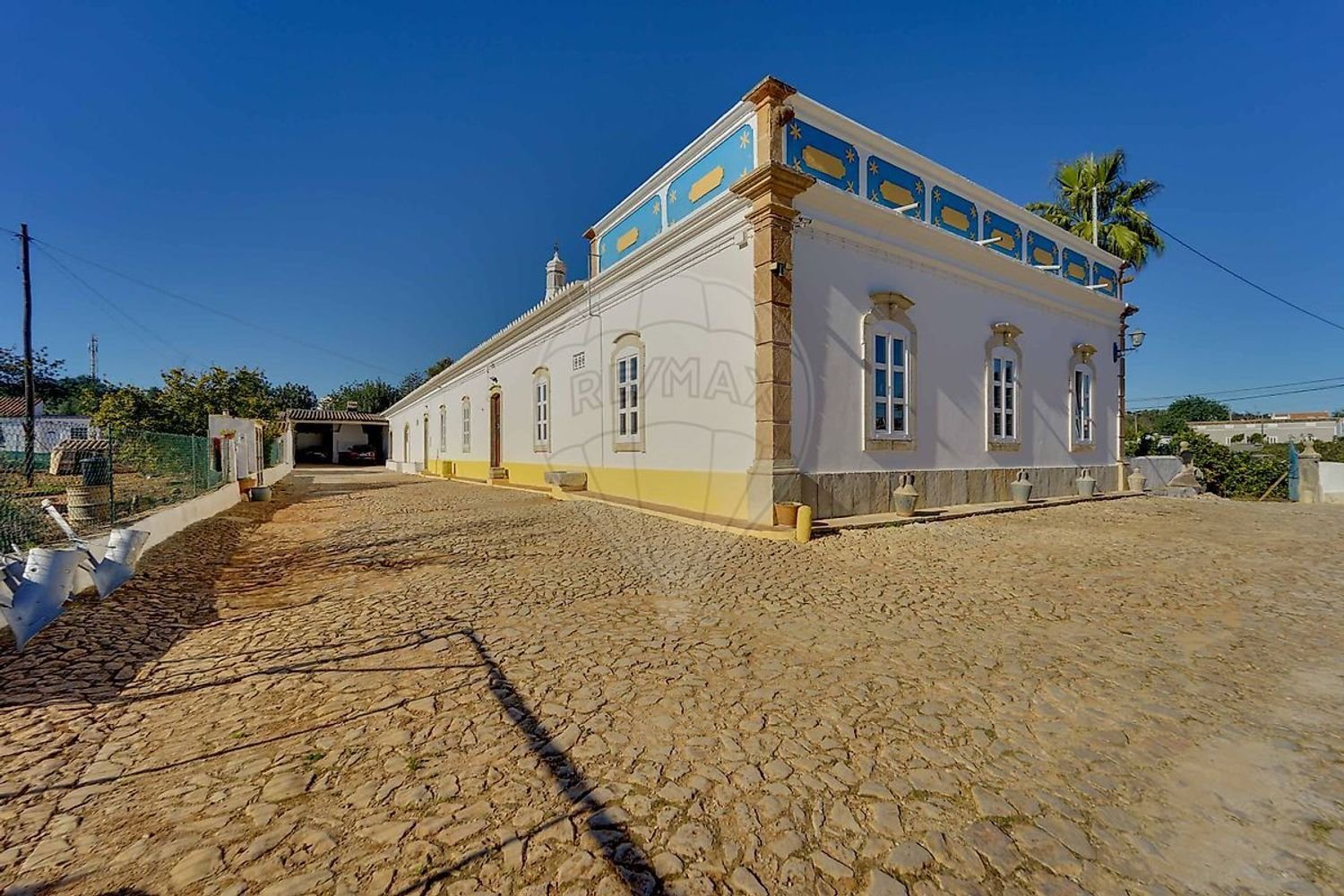 Casa de 15 dormitorios en Loule, Portugal No. 16970
