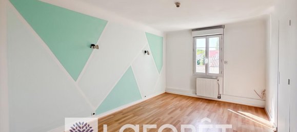 5 chambres Maison à Saint-Genis-de-Saintonge, France No. 361778 12